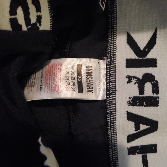 Gym Shark Set - Picture 5 of 7